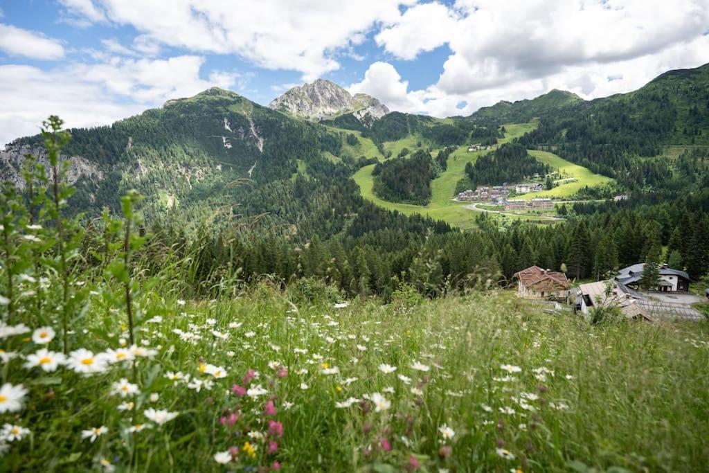 Gemuetliche Huette In Den Bergen Villa Sonnenalpe Nassfeld Dış mekan fotoğraf
